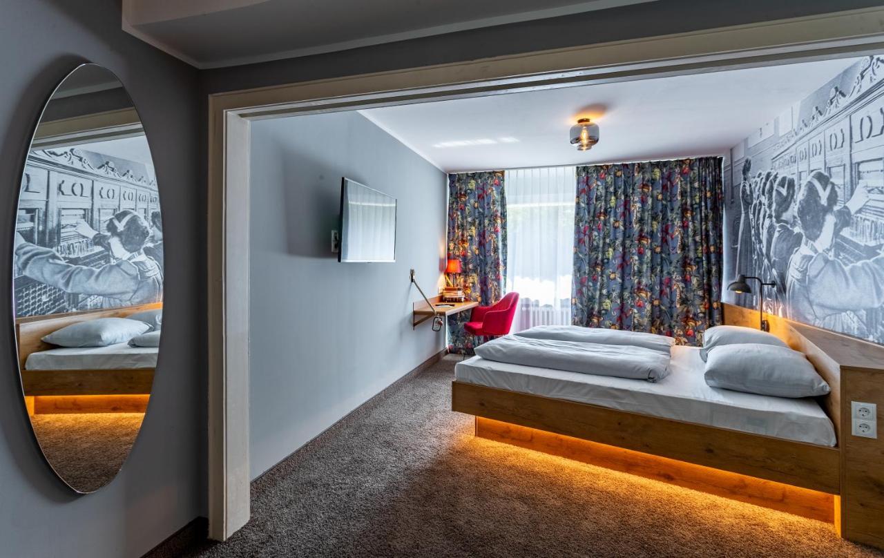 Tinytwice Hotel